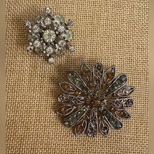 Lot of 2 Vintage Floral Rhinestone Brooch Pins Silver Tone Costume Jewelry